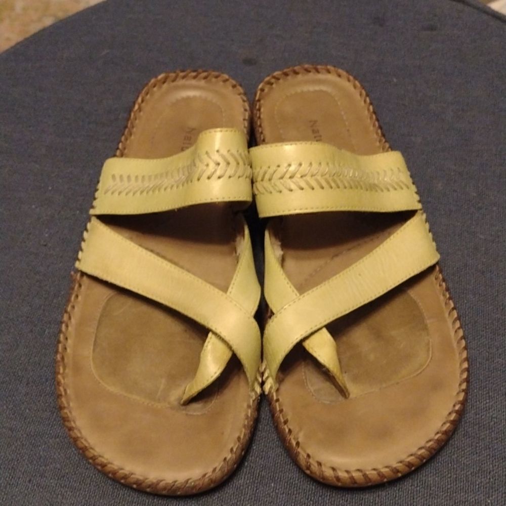 WOMENS spring green‎ Naturalizer SLIP ON SANDALS Leather 7 1/2 Woven Design